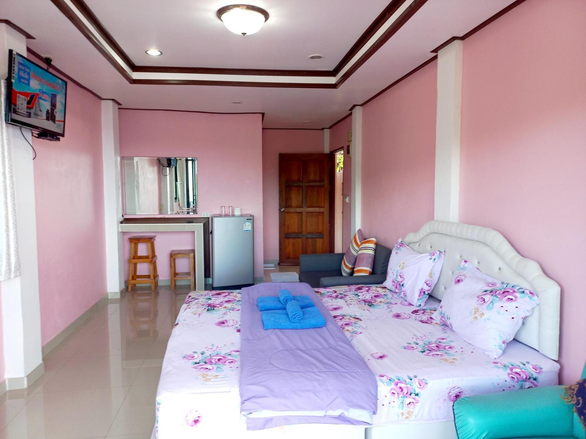 Ocean View Resort - Koh Sichang Exteriör bild