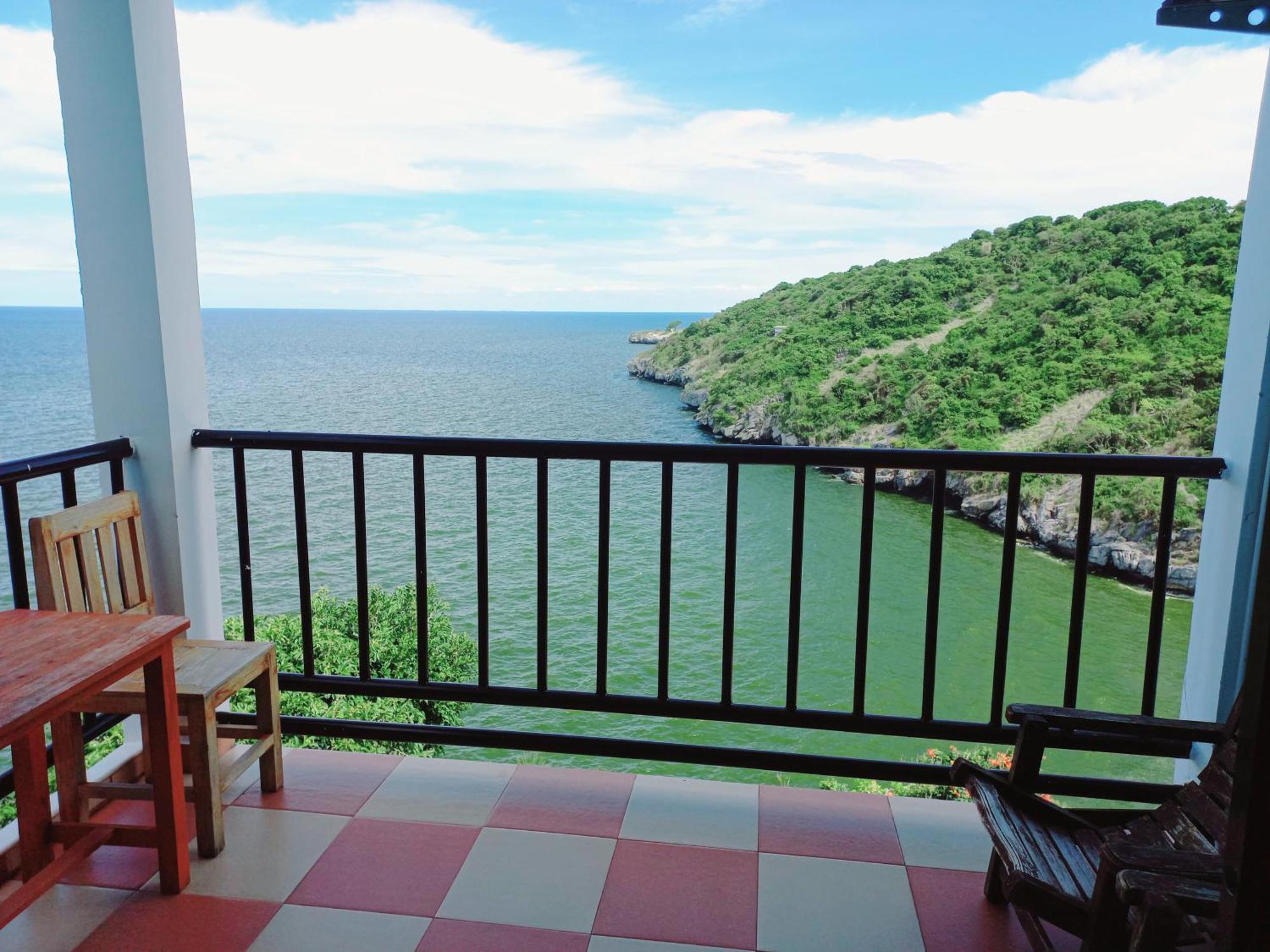 Ocean View Resort - Koh Sichang Exteriör bild